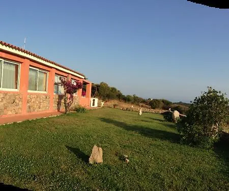 度假居 Trere' In Sardegna Vista Mare 阿列恩图